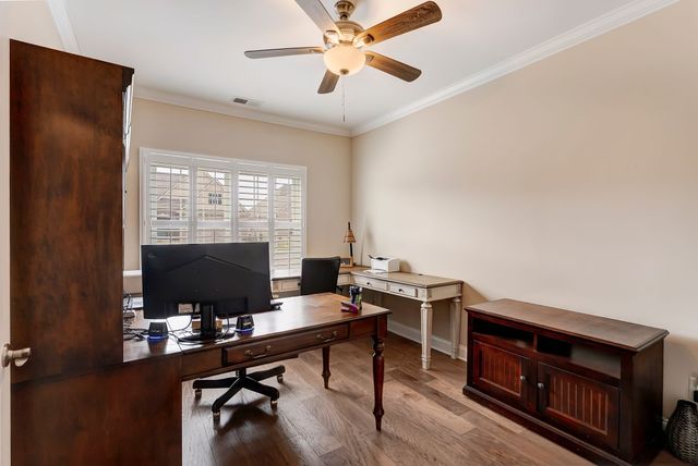 1326 Whispering Oaks Dr, Lebanon, TN 37090