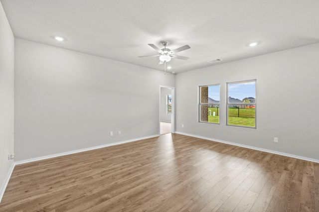 243 Magnolia Laurel Drive, Alvin, TX 77511
