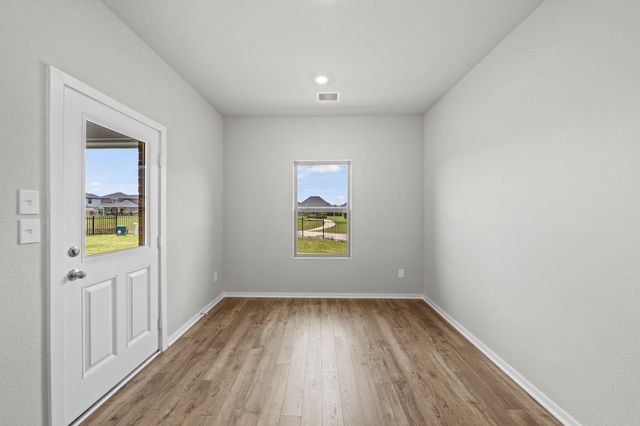 243 Magnolia Laurel Drive, Alvin, TX 77511