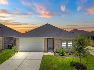 243 Magnolia Laurel Drive, Alvin, TX 77511