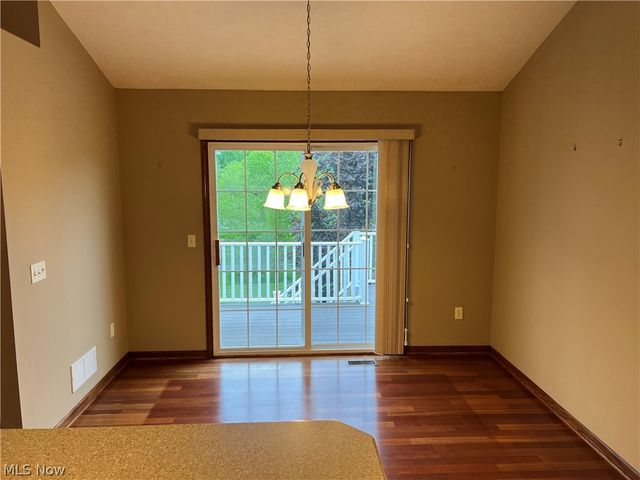 9338 Towpath Trail, Seville, OH 44273