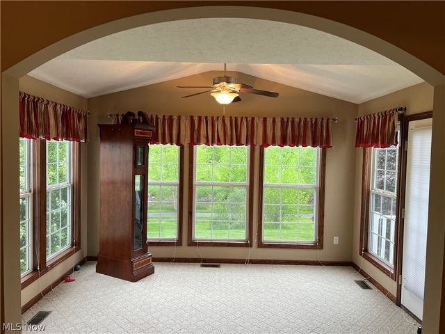 9338 Towpath Trail, Seville, OH 44273
