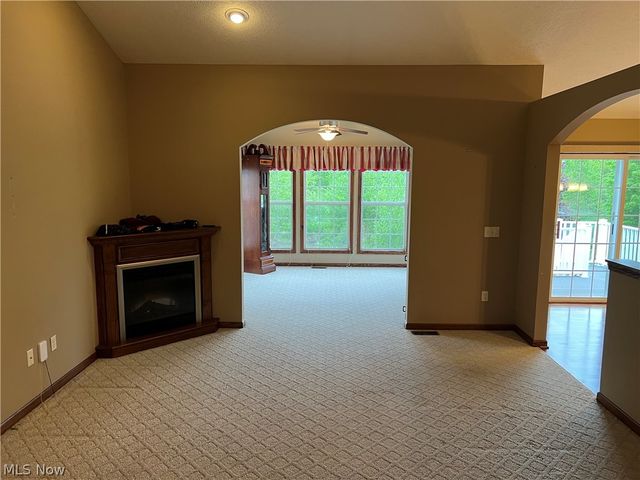 9338 Towpath Trail, Seville, OH 44273