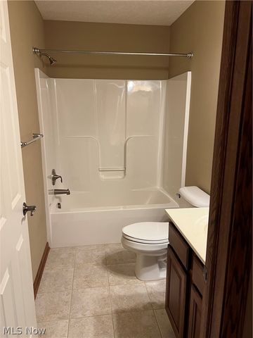 9338 Towpath Trail, Seville, OH 44273