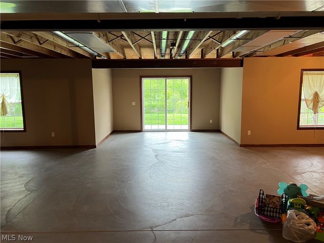 9338 Towpath Trail, Seville, OH 44273