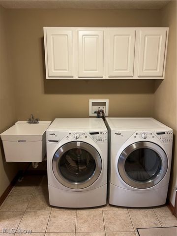 9338 Towpath Trail, Seville, OH 44273