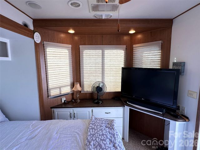 125 Cardinal Avenue, New London, NC 28127