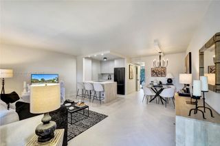 850 SW 133rd Ter 316B, Pembroke Pines, FL 33027