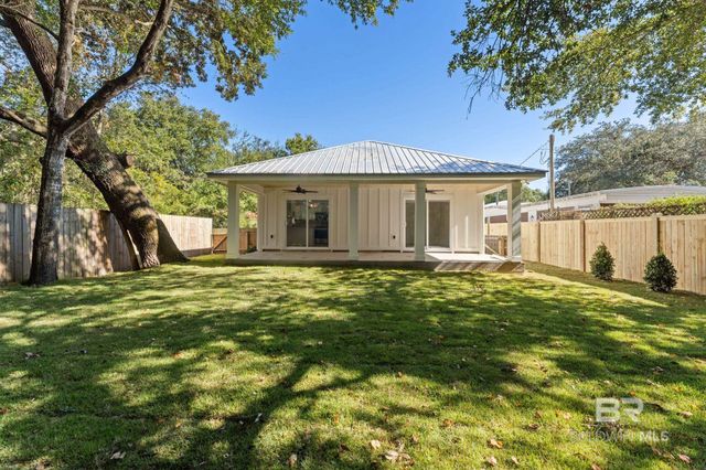 5395 E Perdido Avenue, Orange Beach, AL 36561