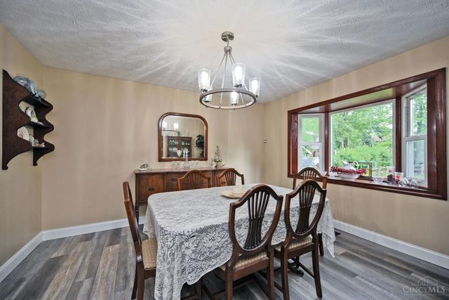 956 Eight Mile Road, Anderson Twp, OH 45255