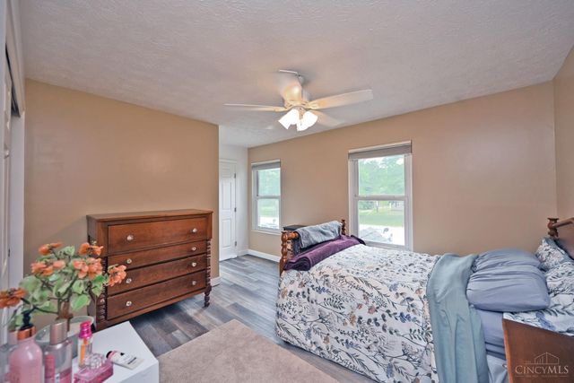956 Eight Mile Road, Anderson Twp, OH 45255