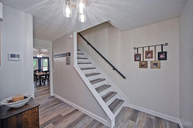 956 Eight Mile Road, Anderson Twp, OH 45255
