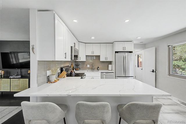 5050 S Linden Drive, Englewood, CO 80110