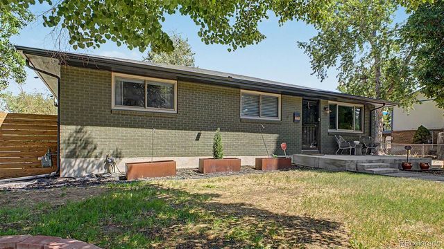 5050 S Linden Drive, Englewood, CO 80110