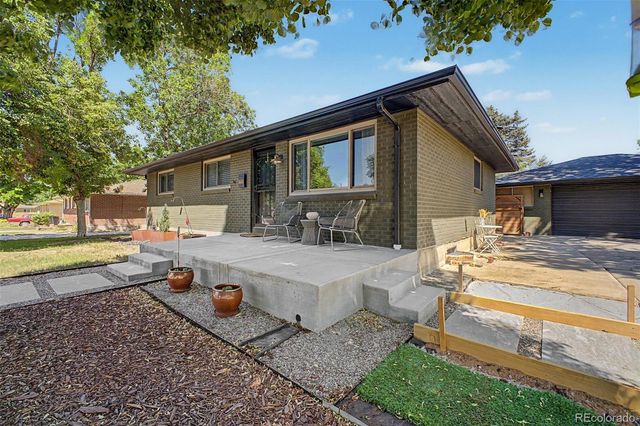 5050 S Linden Drive, Englewood, CO 80110