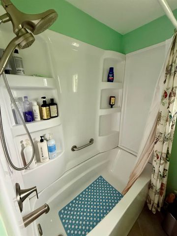 311 Devon Drive, St Louis, MI 48880