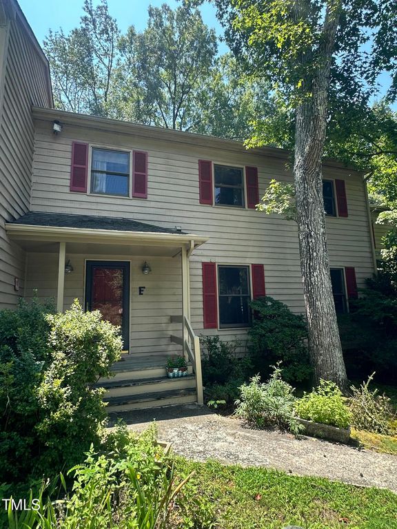 205 W Poplar Avenue Apt F, Carrboro, NC 27510