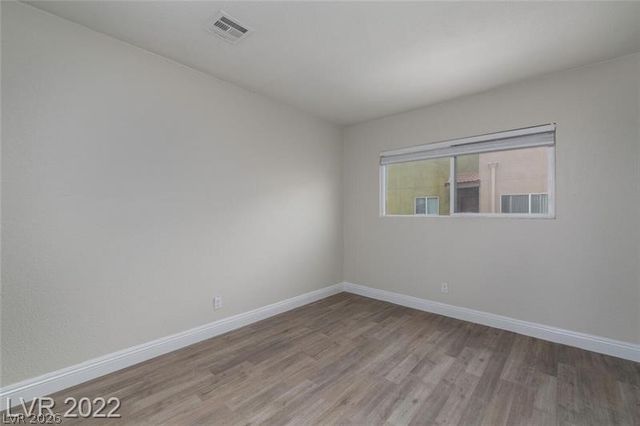 1814 North Decatur Boulevard 202, Las Vegas, NV 89108