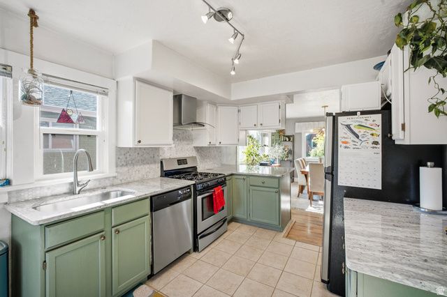 235 E DOWNINGTON AVE, Salt Lake City, UT 84115