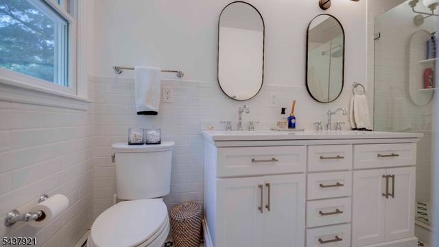 130 Cherryville Hollow Rd, Raritan Twp., NJ 08822