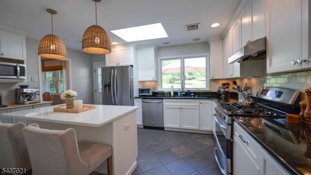 130 Cherryville Hollow Rd, Raritan Twp., NJ 08822