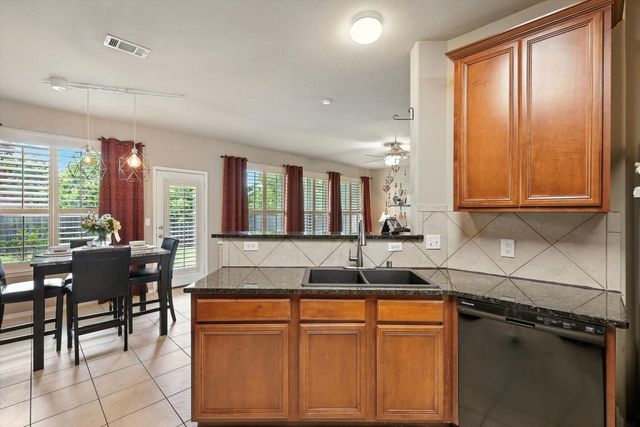 1925 Fountain Spray Drive, Wylie, TX 75098