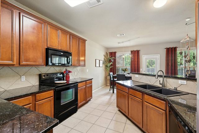 1925 Fountain Spray Drive, Wylie, TX 75098