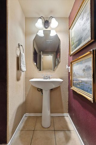 1925 Fountain Spray Drive, Wylie, TX 75098