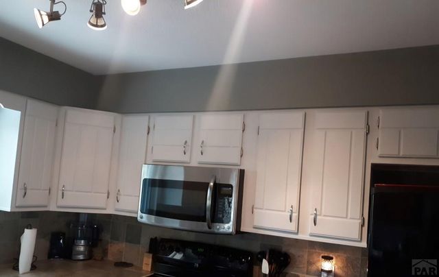 26 Sierra Dr, La Junta, CO 81050