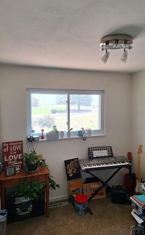 26 Sierra Dr, La Junta, CO 81050