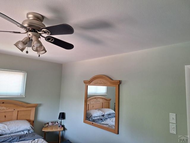 26 Sierra Dr, La Junta, CO 81050