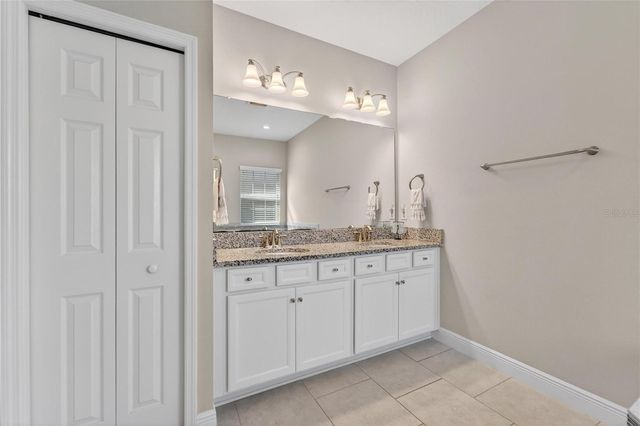 5427 SILVER SUN DRIVE, Apollo Beach, FL 33572