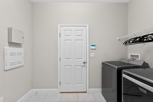 5427 SILVER SUN DRIVE, Apollo Beach, FL 33572