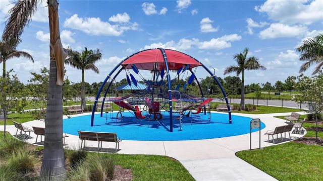 5427 SILVER SUN DRIVE, Apollo Beach, FL 33572