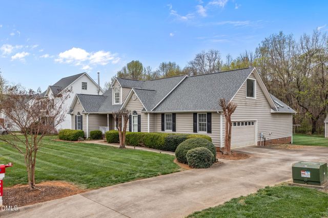 3813 Long Meadow Drive, Mebane, NC 27302