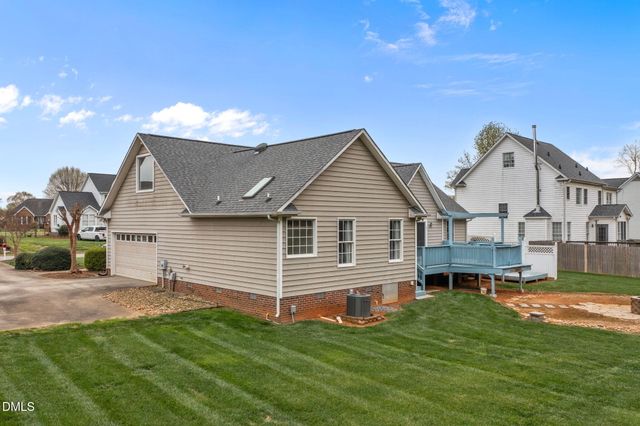 3813 Long Meadow Drive, Mebane, NC 27302