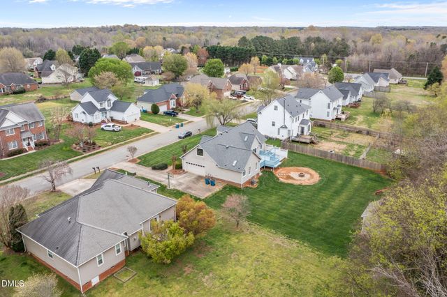 3813 Long Meadow Drive, Mebane, NC 27302