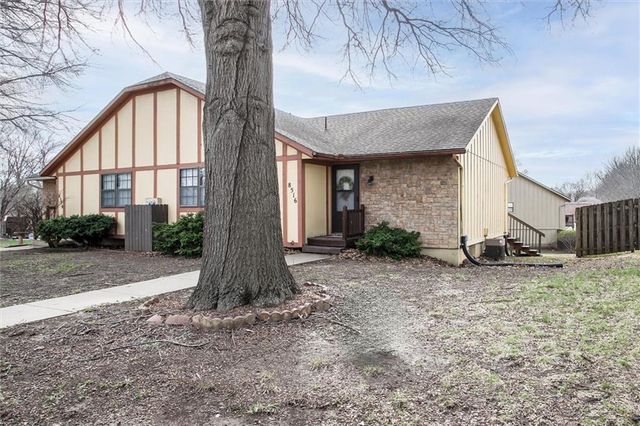 8516 Ditzler Avenue, Raytown, MO 64138