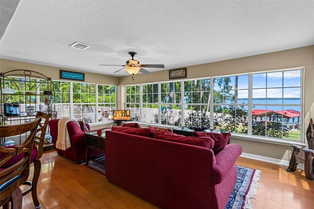 200 Trott Lane, Point Blank, TX 77364