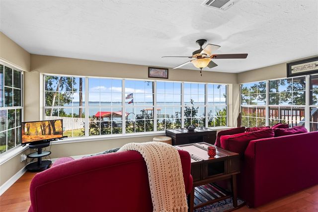 200 Trott Lane, Point Blank, TX 77364