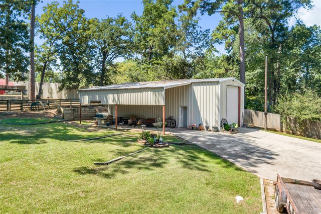 200 Trott Lane, Point Blank, TX 77364