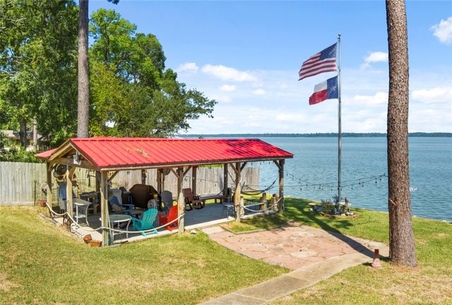 200 Trott Lane, Point Blank, TX 77364