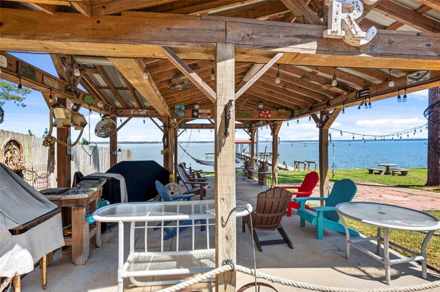 200 Trott Lane, Point Blank, TX 77364