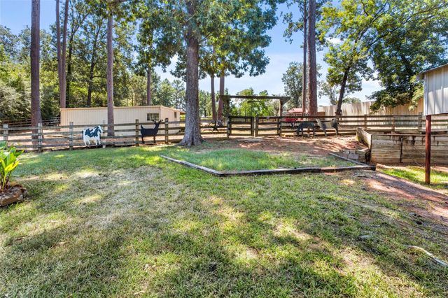 200 Trott Lane, Point Blank, TX 77364