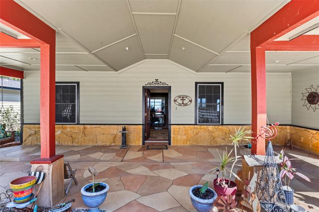 200 Trott Lane, Point Blank, TX 77364