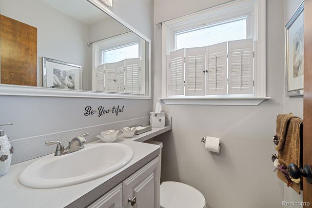 13443 Haupt Drive, Warren, MI 48088