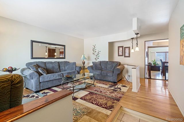 13443 Haupt Drive, Warren, MI 48088