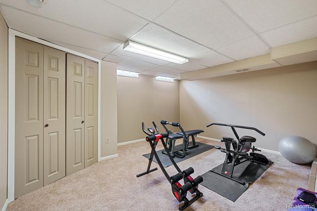 13443 Haupt Drive, Warren, MI 48088