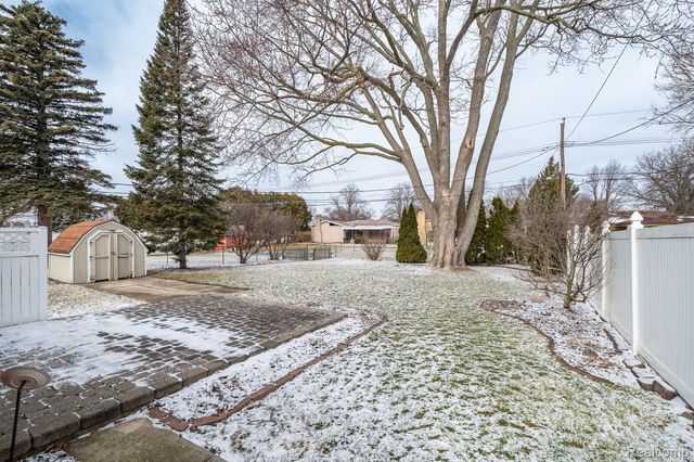 13443 Haupt Drive, Warren, MI 48088