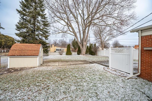 13443 Haupt Drive, Warren, MI 48088